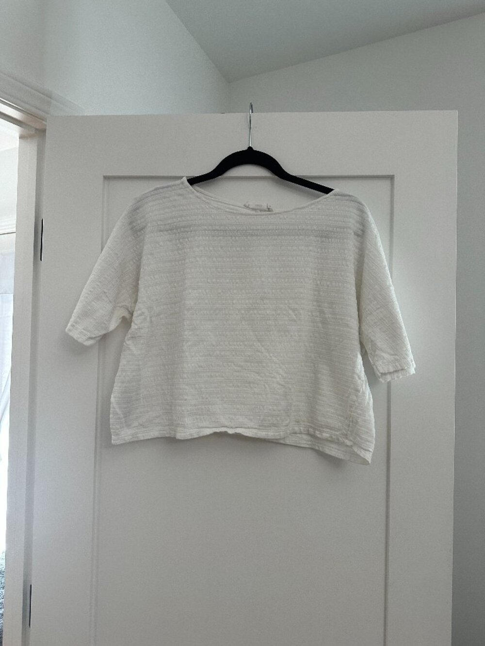 GUC Mango White Cropped Boxy T-Shirt